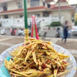 ตำมะม่วงปลากรอบ