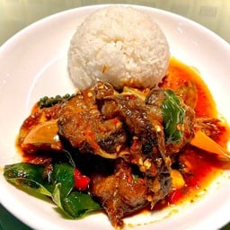 ผัดฉ่าปลาดุก ราดข้าว