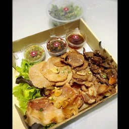 🐷Party Setหมู ย่างให้ ขนาดกลาง หมู5ชนิด(เลือกหมูไม่ได้ค่ะ)