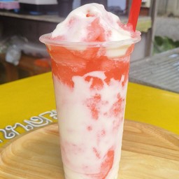 สตรอเบอรี่โยเกิร์ต