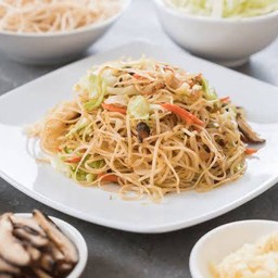 ผัดหมี่ซั่ว (เจ)