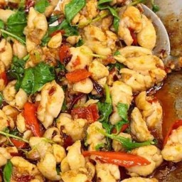ผัดกระเพราไก่รสเด็ด