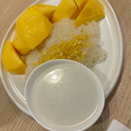 แม่อ๋อย ข้าวเหนียวมะม่วง ขนมหวาน Phenix