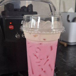 นมชมพู เย็น