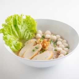 ก๋วยเตี๋ยวน้ำใส ลูกชิ้นปลารวม