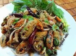 ลาบหอยแมลงภู่