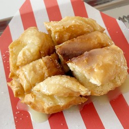 ขนมปังปิ้งเนย-นม-น้ำตาล