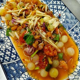 ยำ 4 ไข่ (ไข่ริวกิว, ไข่แมงดา, ไข่ปู, ไข่แดง)