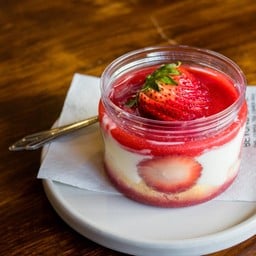 Strawberry Tiramisu