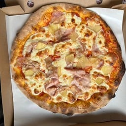 Pizza Hawaiian