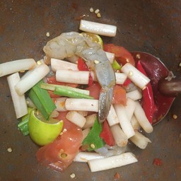 ไหลบัวกุ้งสด