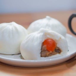 ซาลาเปาเชอร์รี่ Cherry salapao ปากซอยปุณณวิถี25 สุขุมวิท101
