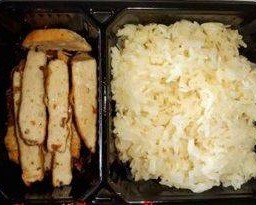 ข้าวเหนียวหมูยอทอด