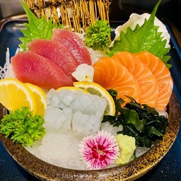401.SASHIMI SANSYUMORI