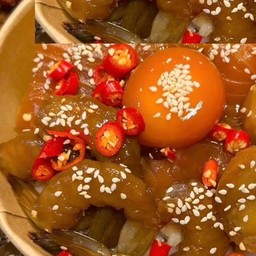 ข้าวหน้ากุ้งดอง 5-6 ตัว +ไข่ดอง+ซีฟู้ด