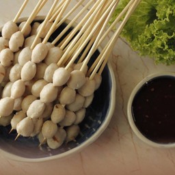 ลูกชิ้น 10  ไม้