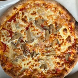Pizza Mushroom and Gorgonzola Cheese