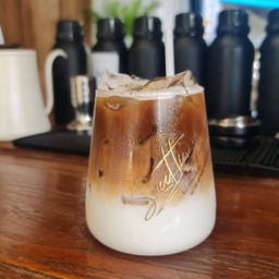 ลาเต้เย็น