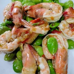 ผัดสะตอกุ้งหมูสับ