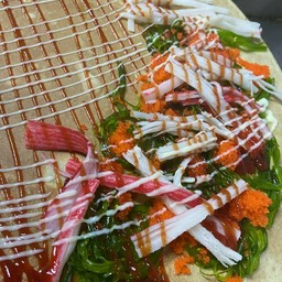 สาหร่าย+ไข่กุ้ง+ปูอัด ราดซอสมะเขือ+มายองเนส