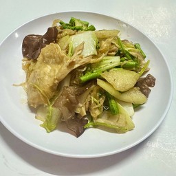 ผัดไหหลำจับฉ่าย (มังสวิรัติ)