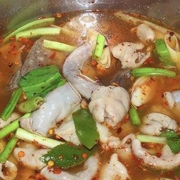 ต้มแซ่บเครื่องใน