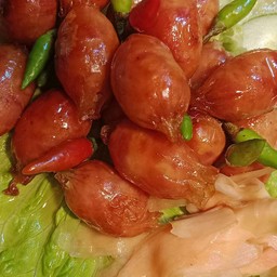 ไส้กรอกอีสานหมูล้วนหลังก่อนทอดชุด 16 ลูก