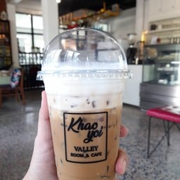 Khaoyoi Valley Room & Cafe