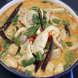 ต้มยำไก่น้ำข้น
