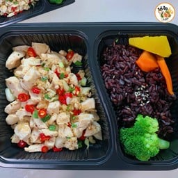 อกไก่คั่วพริกเกลือ