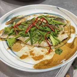 ปลากระพงนึ่งซีอิ๊ว