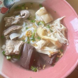 ร้านก๋วยจั๊บญวน&ข้าวเปียกเส้น บางกระดี่ 1