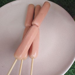 ใส้กรอกหมูอร่อย