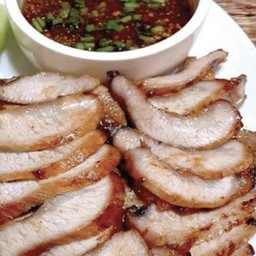 คอหมูย่าง