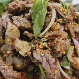 น้ำตกเนื้อ