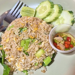 ข้าวผัดคะน้าปลาเค็ม