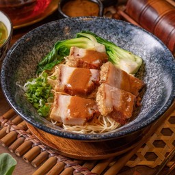 B8บะหมี่หมูกรอบ