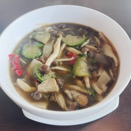 แกงเห็ดรวม