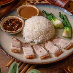 B2 ข้าวหมูกรอบ