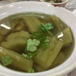 ต้มจืดมะระหมูสับ