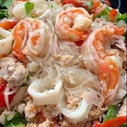 ยำวุ้นเส้นทะเล