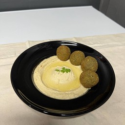 Hummus Falafel