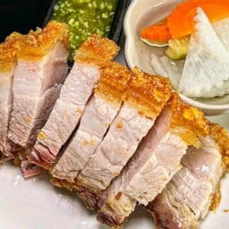 หมูกรอบ