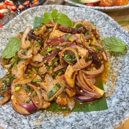 น้ำตกหมู