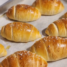 Shio pan  ขนมปังเกลือ 1ชิ้น