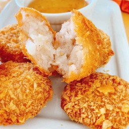 Deep-Fried Shrimp Cake