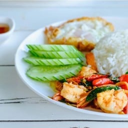 ข้าวกะเพรากุ้ง