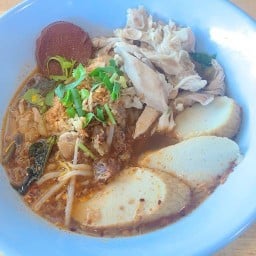 ก๋วยเตี๋ยวฅ.กำแพง ปั๊มเชลล์หนามแดง