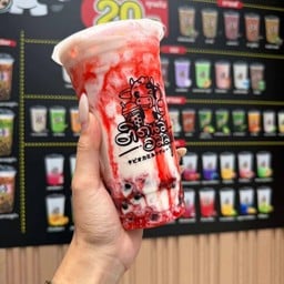 นมสดซอสสตอเบอรี่ไข่มุก