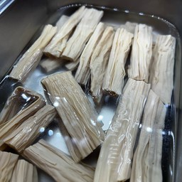 ฟองเต้าหู้ (แท่ง)